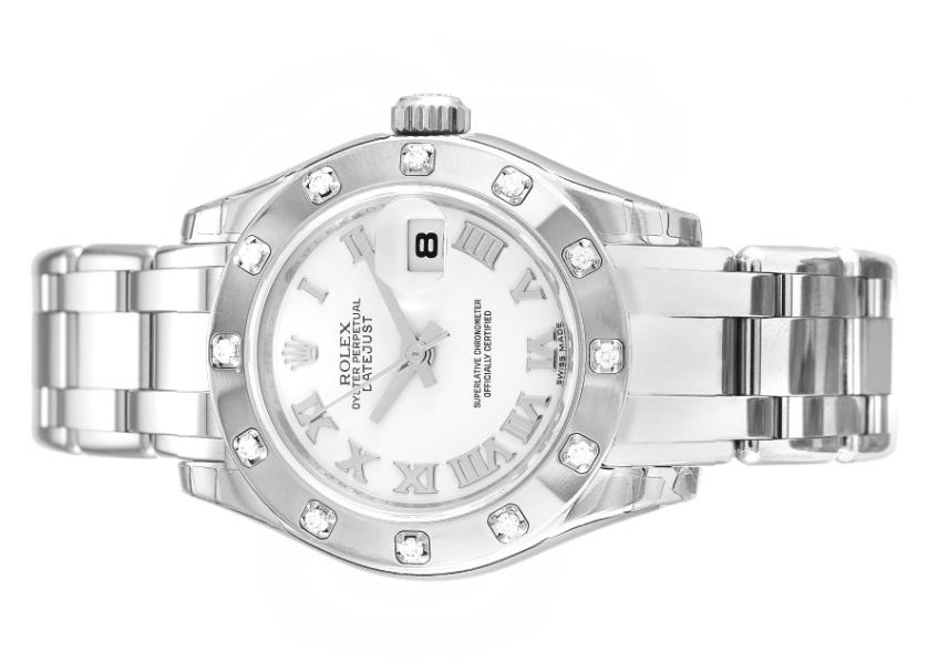 The 18ct white gold fake watch has white dial.